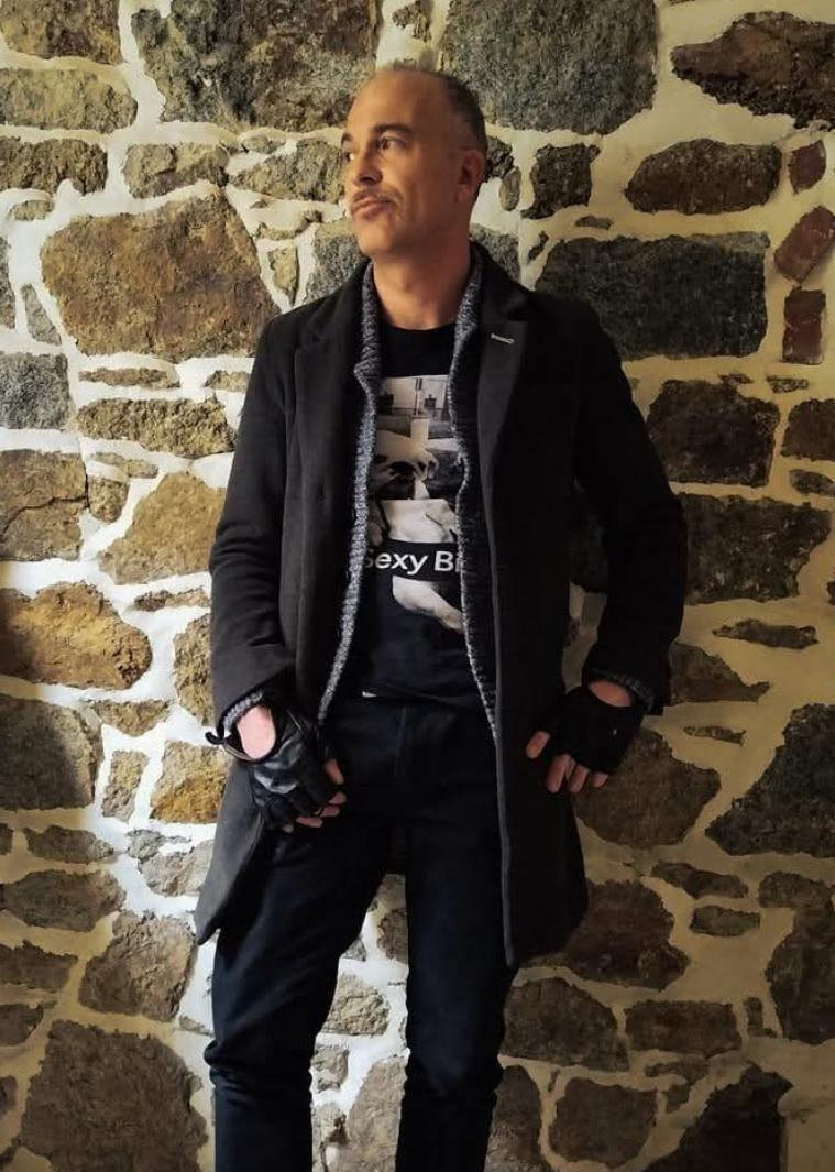 Thaddée - Gay fute à Zwillikon Profil de Thaddée, 33 ans, Gay fute à Zwillikon (Zurich)